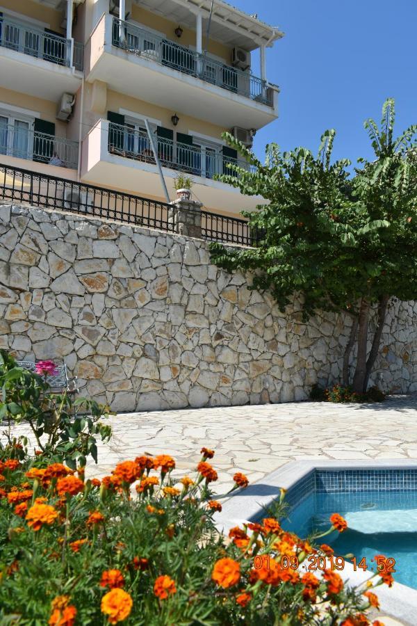 Estate Dafnopanagia Villa Magda Asprogerakata Dış mekan fotoğraf