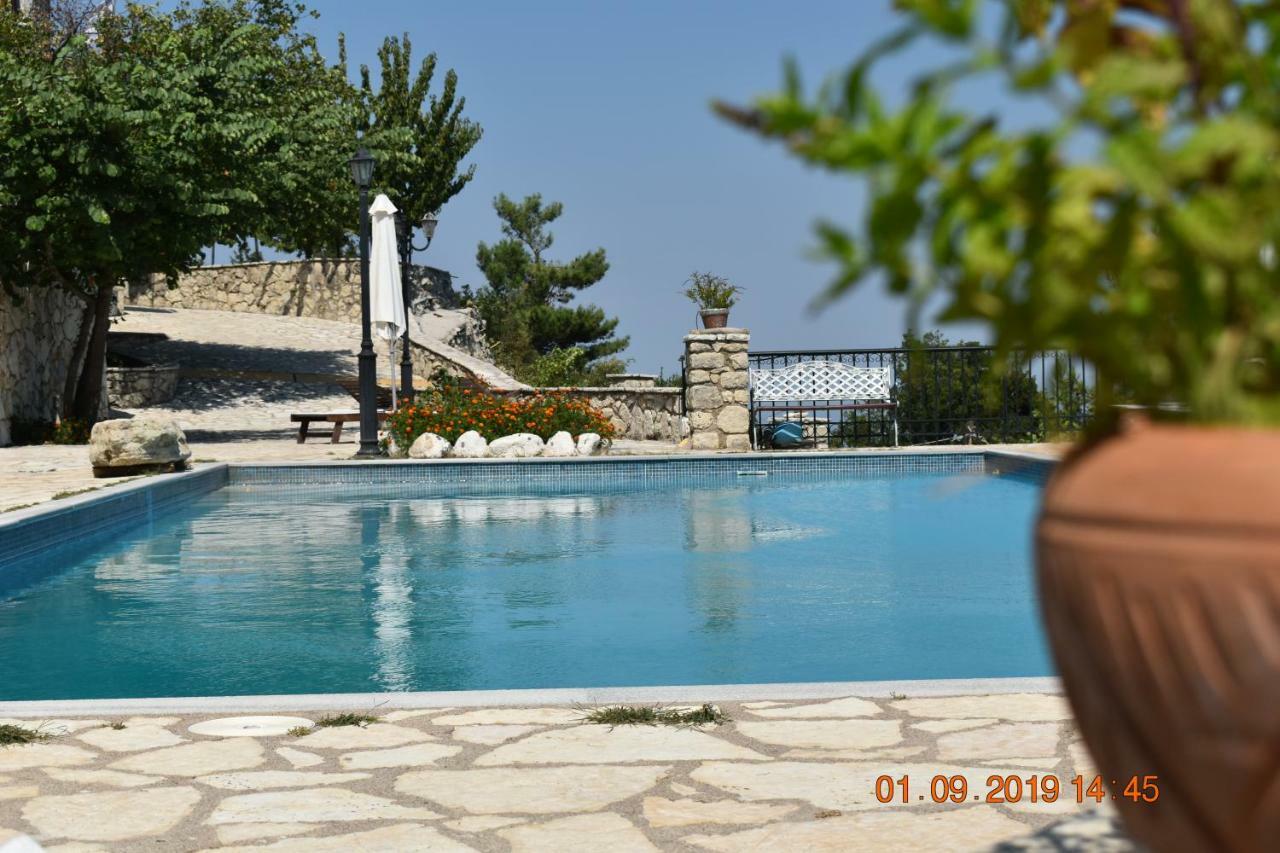 Estate Dafnopanagia Villa Magda Asprogerakata Dış mekan fotoğraf